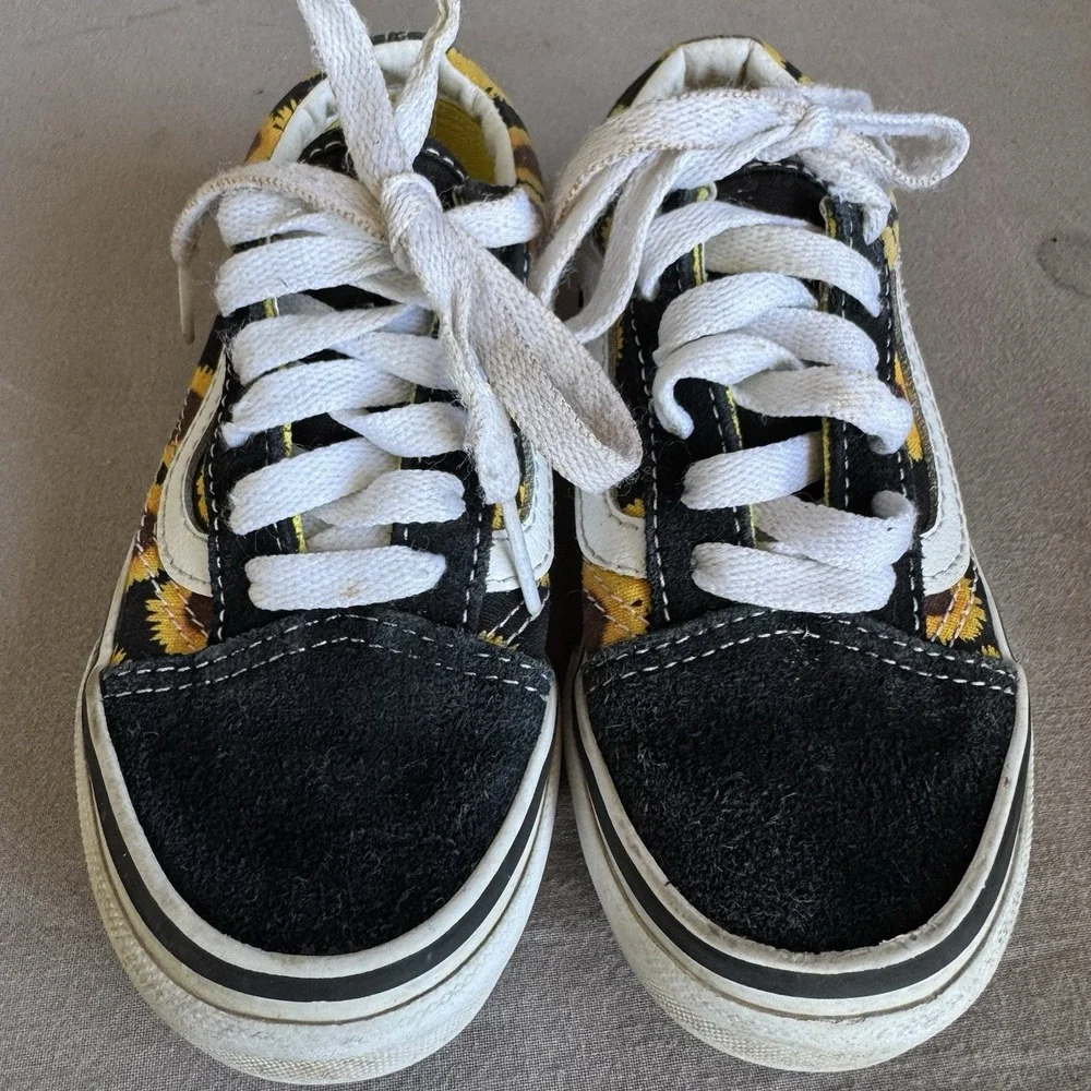 Size 11c - Vans 